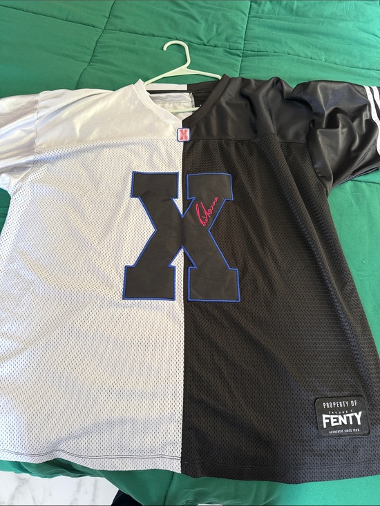 Fenty Beauty Other - Fenty Beauty Black & White Split Mesh Jersey with Blue‑Outlined 'X'